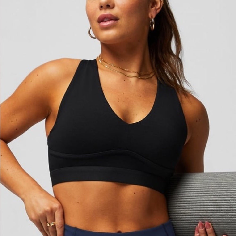 Fabletics Black All Day Every Day Sports Bra size S